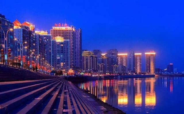 丹东,历史底蕴与现代发展的融合探究